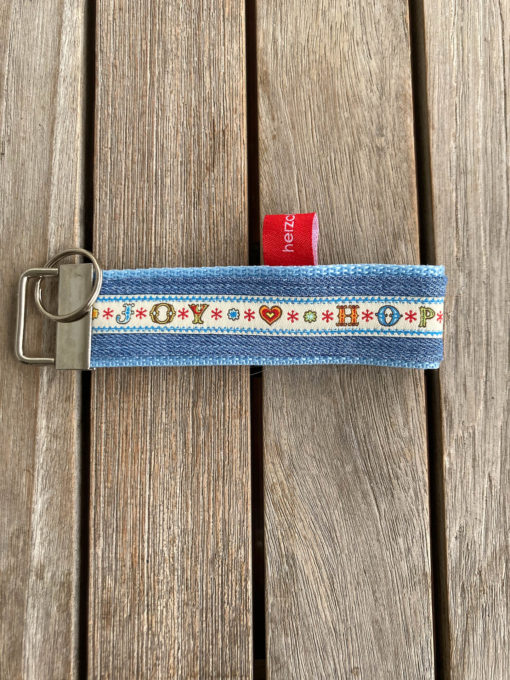 Schlüsselanhänger < Love • Hope • Joy > bunt